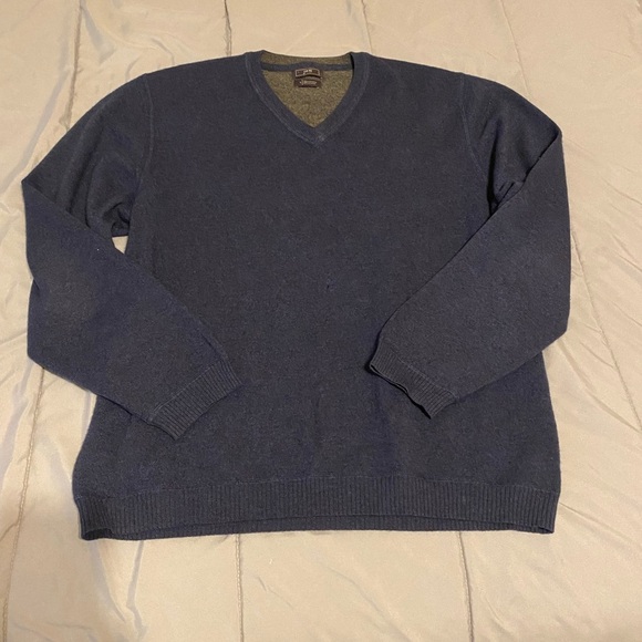 John W Nordstrom 100% cashmere V-Neck sweater - Picture 1 of 13